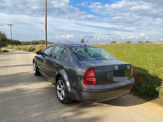 Skoda Superb 2004 AMBITION-thumb-1
