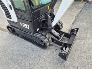 Εκσκαφάκι (διαβολάκι) Bobcat 2017 E20z Αψογο!-thumb-7