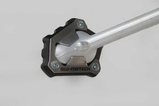 ---Κλειστά έως 21/8/2026--- SW-MOTECH επέκταση πλαϊνού σταντ STS.11.929.10000 μαύρο-ασημί