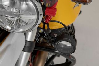 ---Κλειστά έως 21/8/2026--- SW-MOTECH fog light NSW.17.925.10000/B μαύρο