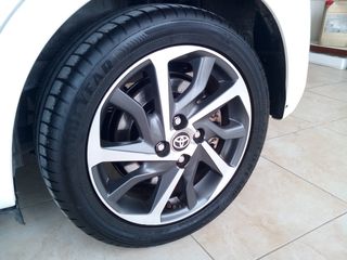 Toyota Yaris 2020 1.5 Hybrid Lounge ΑΥΤΟΜΑΤΟ-thumb-5