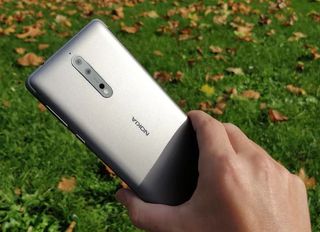 NOKIA 8 με σπασμένες οθόνες 3 κινητά για επισκευή ή ανταλλακτικά όλα μαζί 40 ευρώ