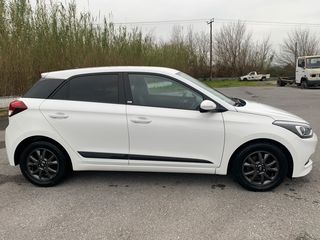 Hyundai i 20 2016 1.1 CRDi Passion-thumb-12