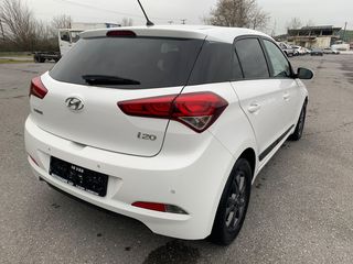 Hyundai i 20 2016 1.1 CRDi Passion-thumb-9