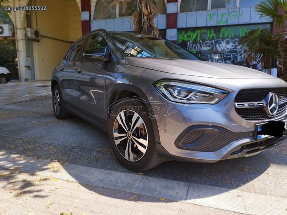 Mercedes-Benz GLA 220 '22