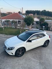 Mercedes-Benz GLA 200 '15 DIESEL AUTOMATIC PANORAMA