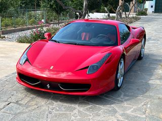 Ferrari 458 Italia 2010-thumb-3