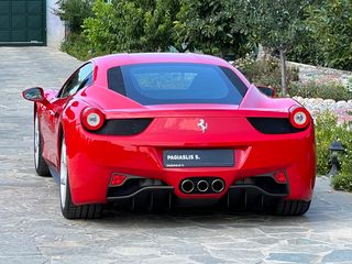Ferrari 458 Italia 2010-thumb-4