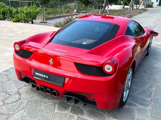 Ferrari 458 Italia 2010-thumb-5