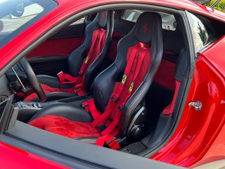 Ferrari 458 Italia 2010-thumb-20