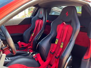 Ferrari 458 Italia 2010-thumb-21