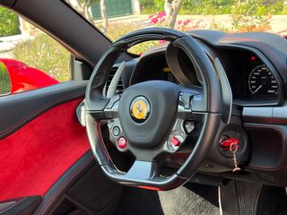 Ferrari 458 Italia 2010-thumb-22