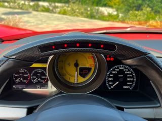 Ferrari 458 Italia 2010-thumb-27