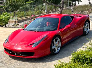 Ferrari 458 Italia 2010-thumb-31