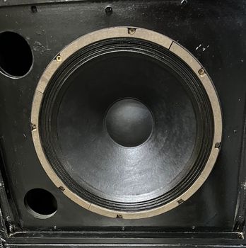 Sub 450watts (1900watts) eminence kappa 15”