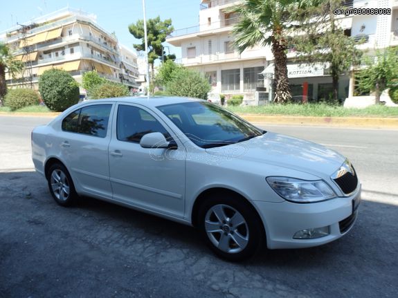 Skoda Octavia '11  1.4 TSI Family DSG (7-Gear)