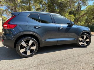 Volvo XC40 '21  T3 Momentum