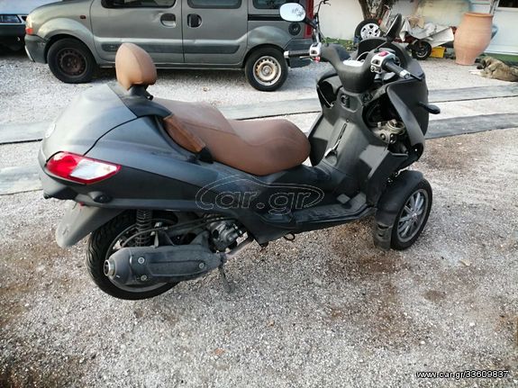 Piaggio MP3 300 2010
