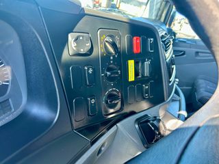 Σασί Mercedes-Benz 2006 AXOR 1833L-thumb-8