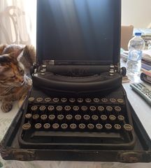 Γραφομηχανή REMINGTON-thumb-1