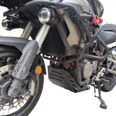 Καρίνα-Ποδιά Μεταλλική Για Benelli TRK502