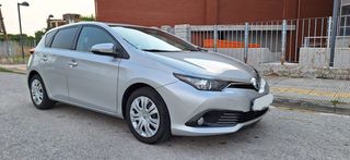 Toyota Auris 2016-thumb-5