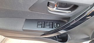 Toyota Auris 2016-thumb-14