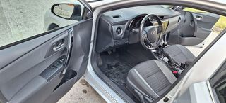 Toyota Auris 2016-thumb-15