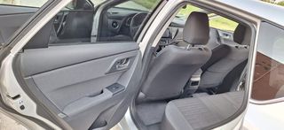 Toyota Auris 2016-thumb-16