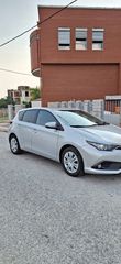 Toyota Auris 2016-thumb-1