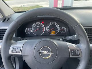 Opel Vectra 2006 Sedan-thumb-13