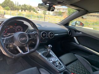 Audi TT 2017-thumb-15