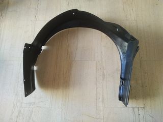 Πλαστικός θόλος μπροστά φτερό δεξιά BMW E31