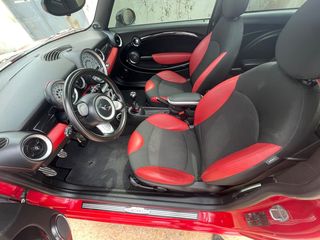 Mini John Cooper Works 2010-thumb-12