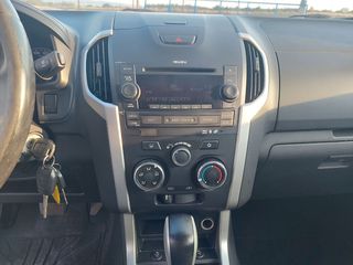 Διπλοκάμπινο Isuzu 2013-thumb-15