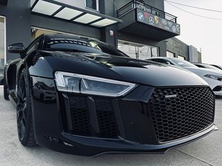 Audi R8 '15 Exclusive Carbon Matrix Akrapovic