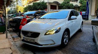 Volvo V40 '15 D2 LivStyl