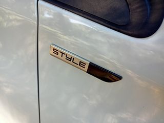 Peugeot 208 2015 1.2 VTi Style-thumb-13