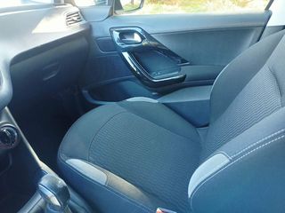 Peugeot 208 2015 1.2 VTi Style-thumb-27