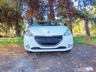 Peugeot 208 2015 1.2 VTi Style-thumb-2