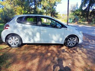 Peugeot 208 2015 1.2 VTi Style-thumb-5