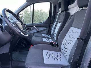 Ford Transit Custom 2017 L2H1-thumb-30
