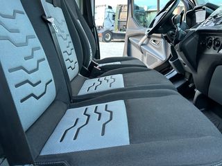 Ford Transit Custom 2017 L2H1-thumb-31