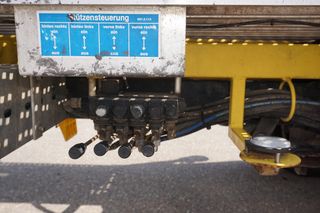 Καλαθοφόρα Nissan 2011 CABSTAR MULTITEL 160 ALU-DS-thumb-22