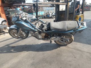 YAMAHA DIVERSION με αριθμό πλαισιου 4BP000977 ΚΩΔΙΚΟΣ:223039(4016)