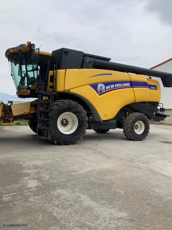 Θεριζοαλωνιστικές New Holland 2009 CX8080