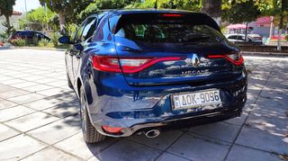 Renault Megane 2016 Bose-thumb-4