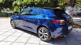 Renault Megane 2016 Bose-thumb-40