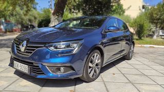 Renault Megane 2016 Bose-thumb-55
