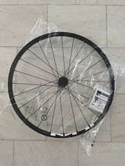 Shimano WH-MT500 29" Front Wheel 